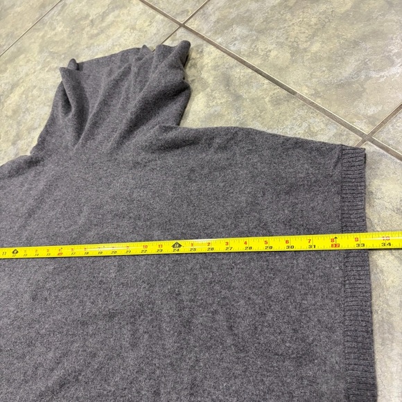 Talbots Womens Pure Cashmere Gray Turtle Neck Poncho Sz L Preppy Career Casual - Picture 7 of 9